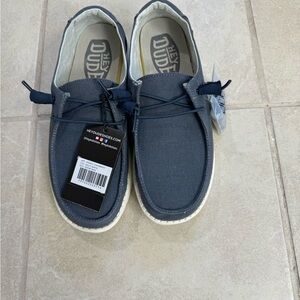 Hey Dude Wendy size 8 Navy Chambray NWT